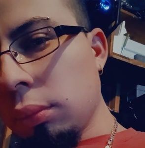 Meet your Posher, Eduardo